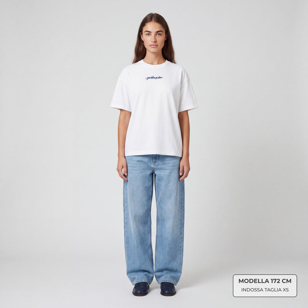 T-shirt your italian sex dream Bianco - indossata modella