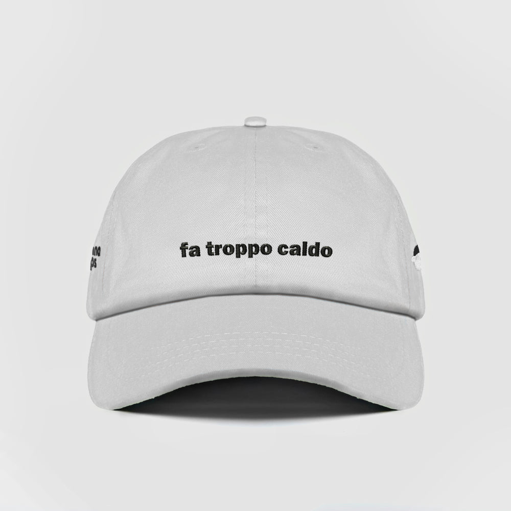 Cappellino "fa troppo caldo"