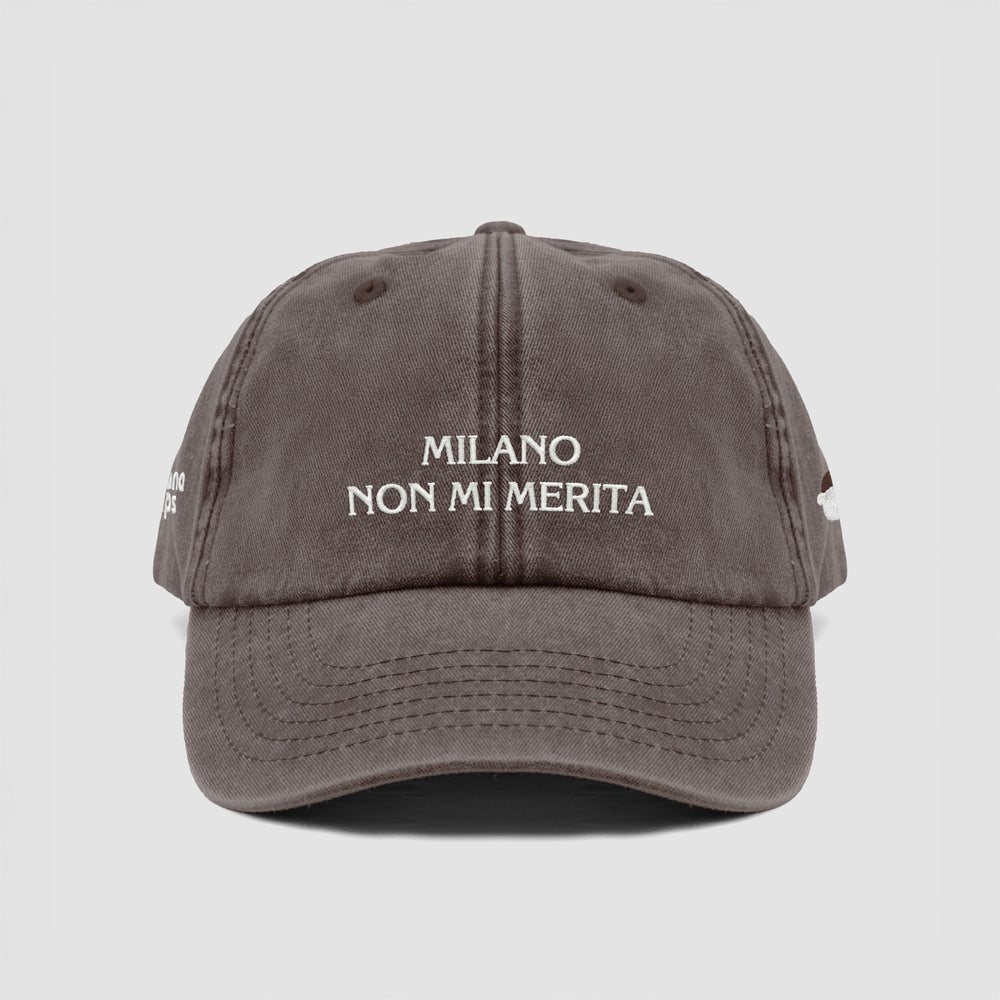 Cappellino vintage "MILANO NON MI MERITA"