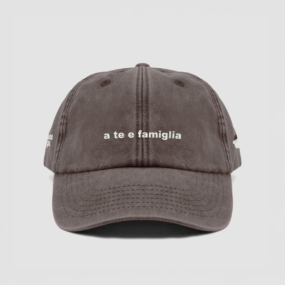 Cappellino vintage "a te e famiglia"
