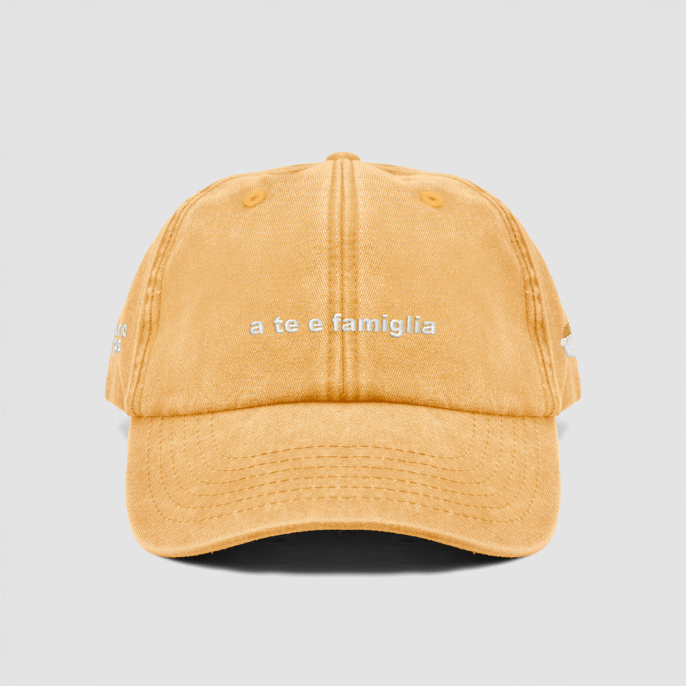 Cappellino vintage "a te e famiglia"