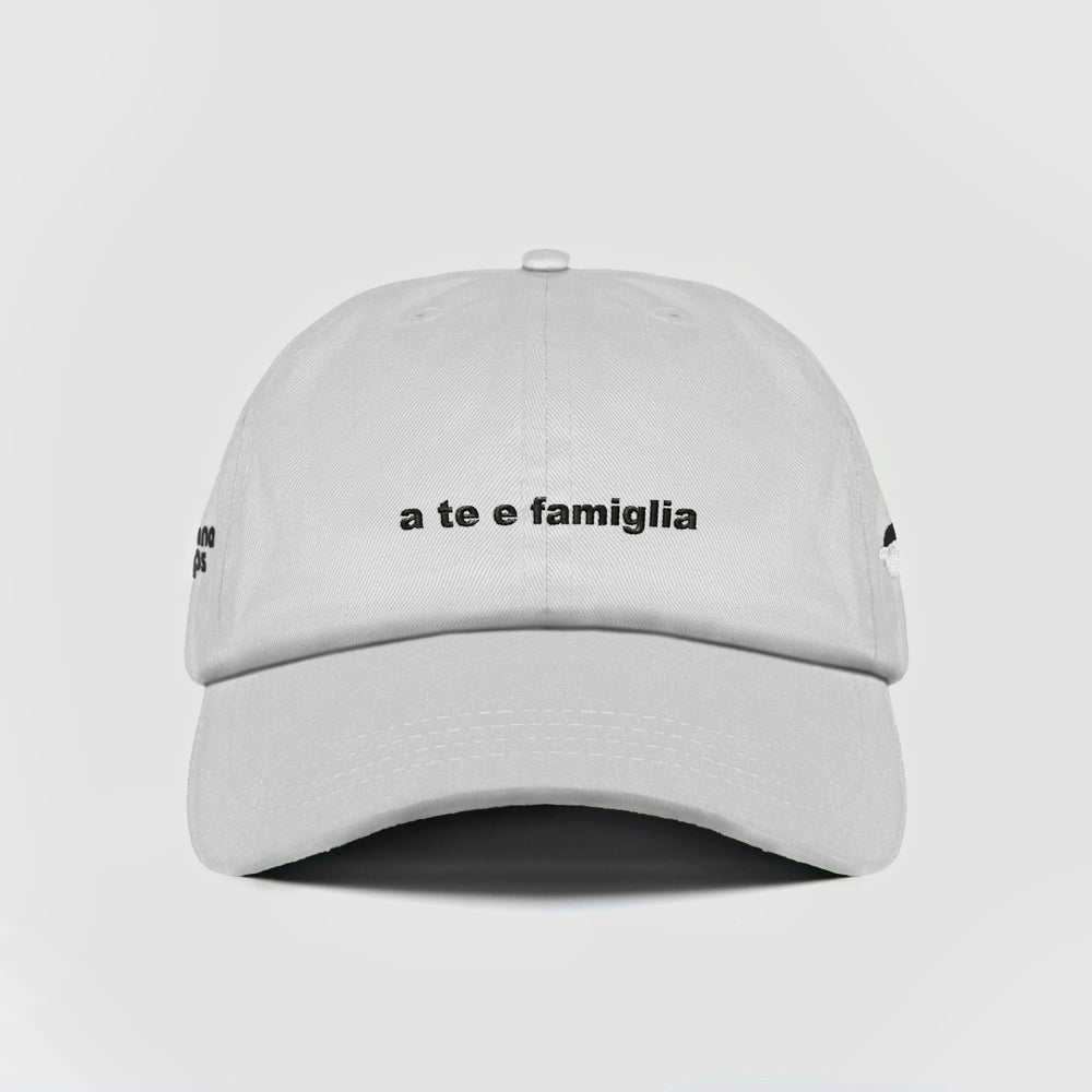 Cappellino "a te e famiglia"