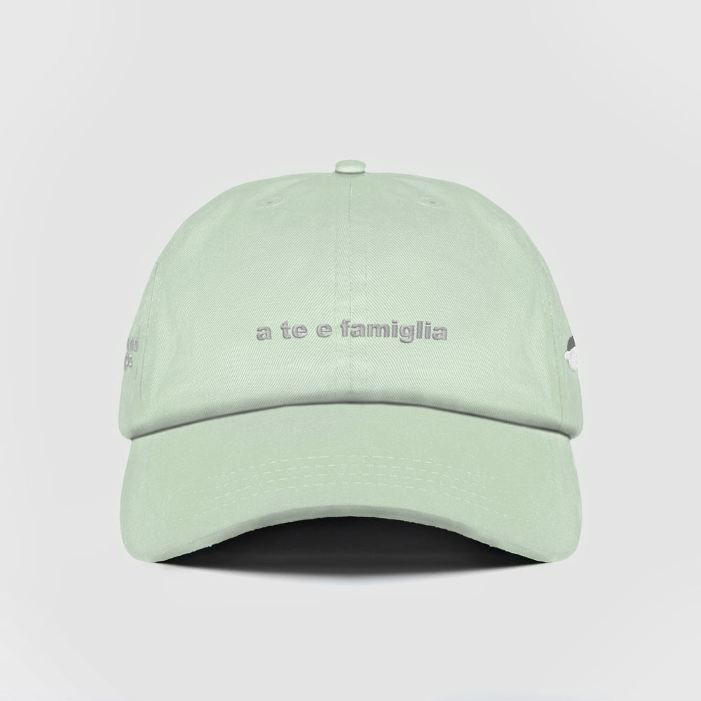 Cappellino "a te e famiglia"