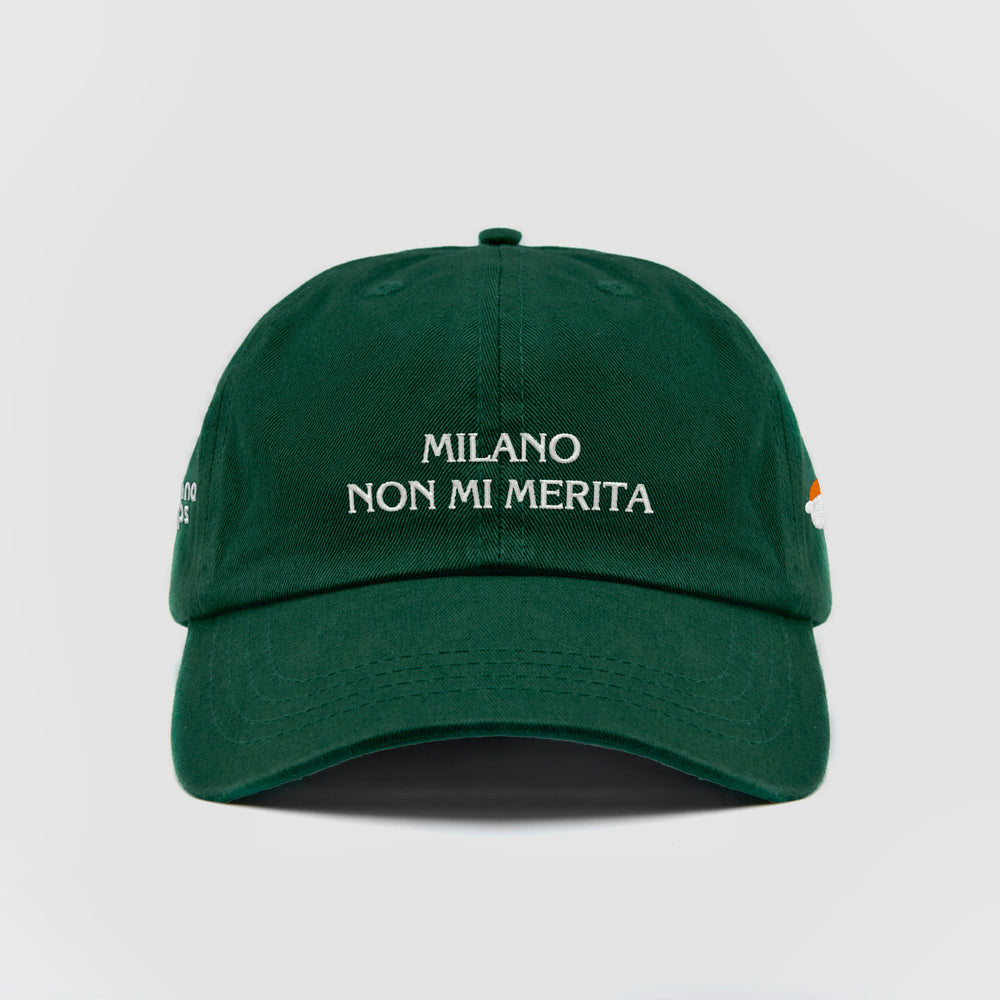 Cappellino "MILANO NON MI MERITA"