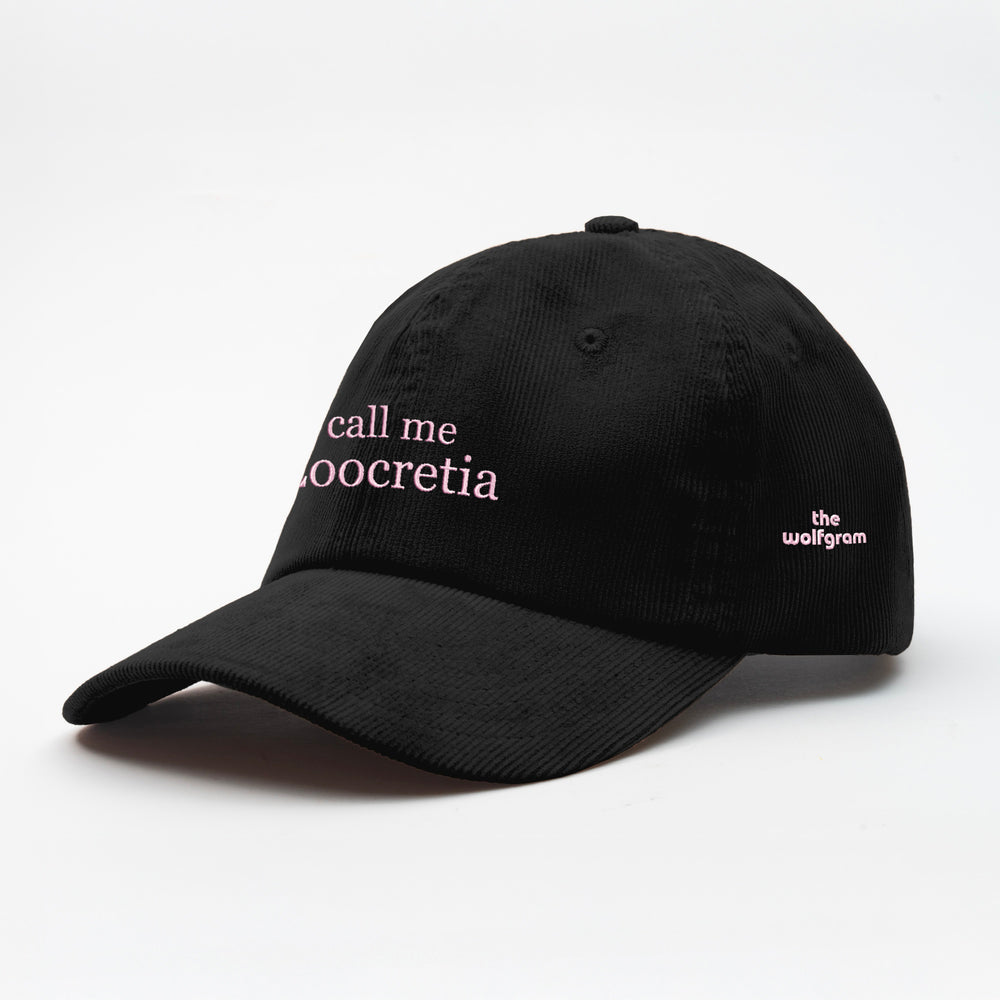 Cappellino in velluto a coste "call me Loocretia"