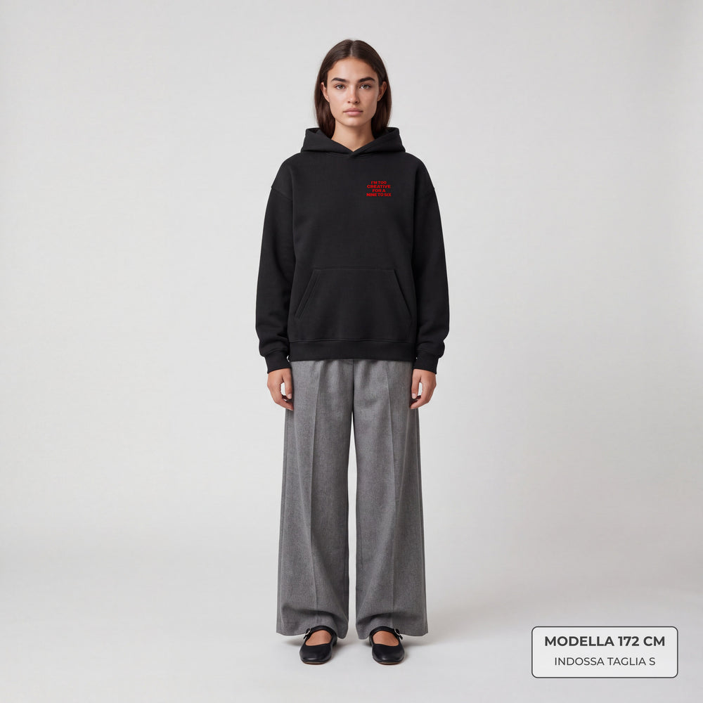Felpa Creative Nero - indossata modella