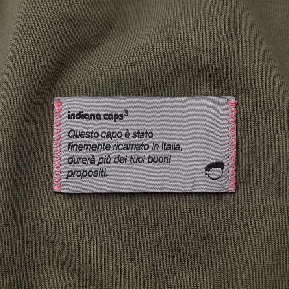 T-Shirt Oversize Pausa Terea Verde terra - zoom etichetta