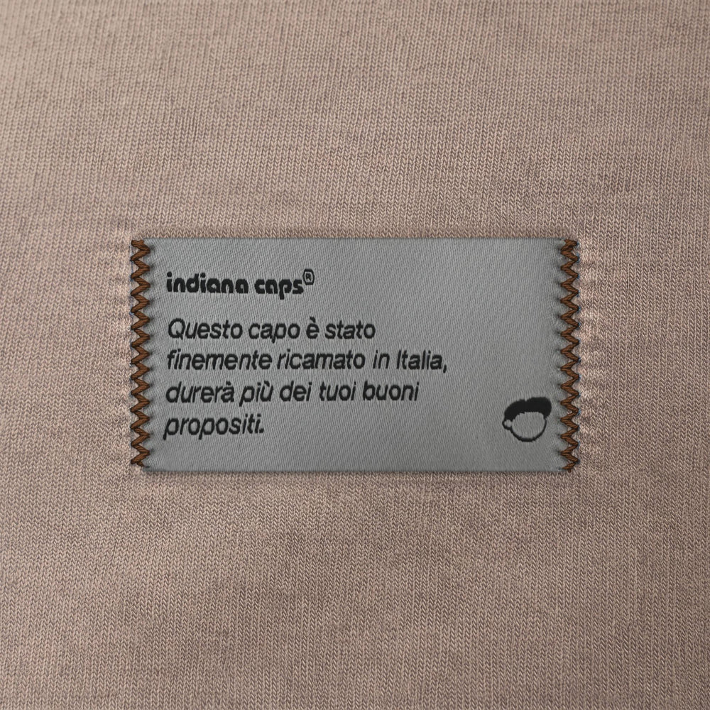 T-shirt Take me back to bed Beige - zoom etichetta