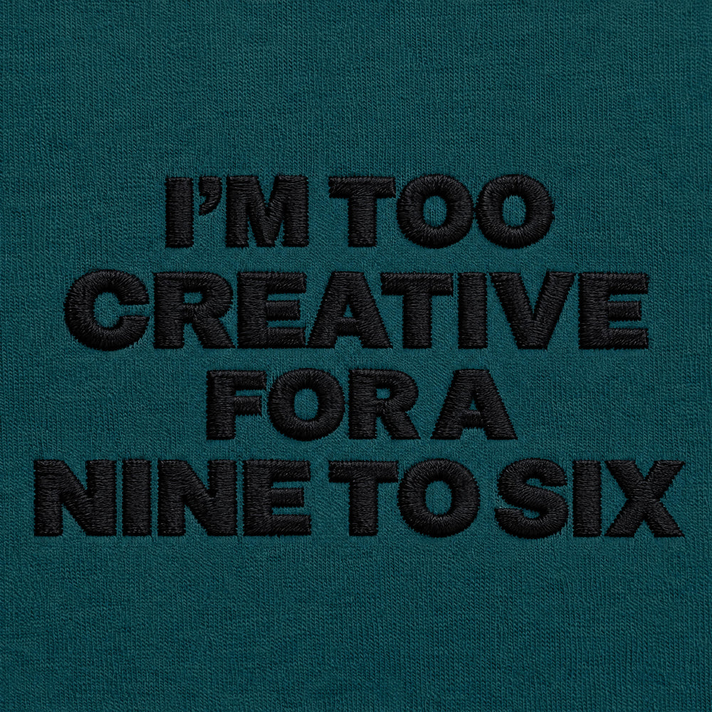 T-shirt Creative Petrolio - dettaglio ricamo