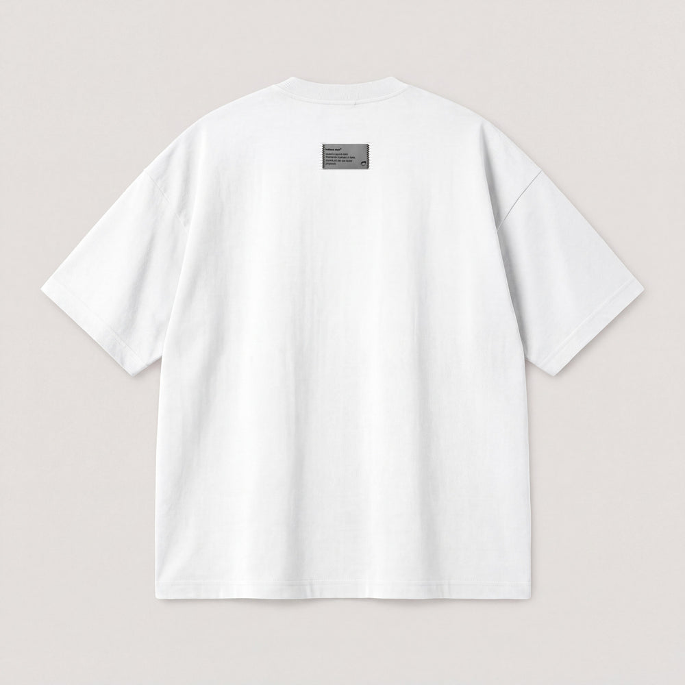 T-Shirt Oversize "I'm not your Therapist" bianco - flatlay retro