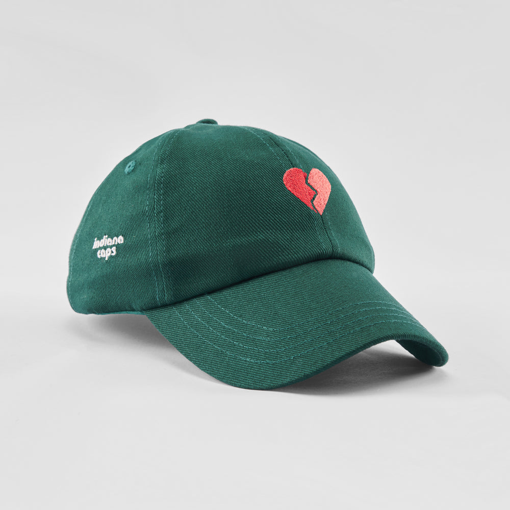 Cappellino in cotone "Cuore spezzato"