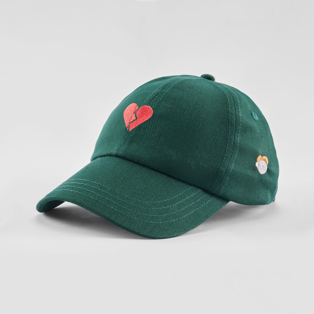 Cappellino in cotone "Cuore spezzato"