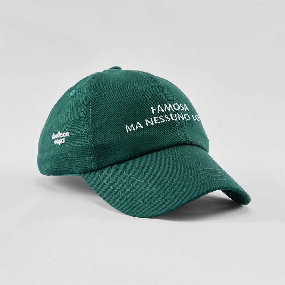 Cappellino in cotone "Famosa, ma nessuno lo sa"