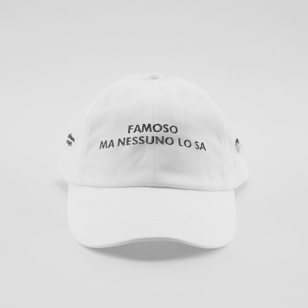 Cappellino in cotone "Famoso, ma nessuno lo sa"