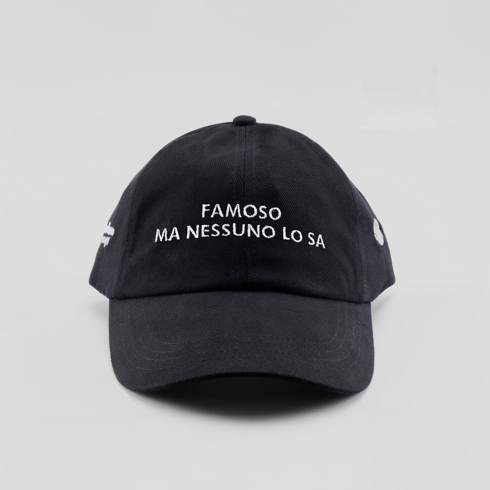 Cappellino in cotone "Famoso, ma nessuno lo sa"