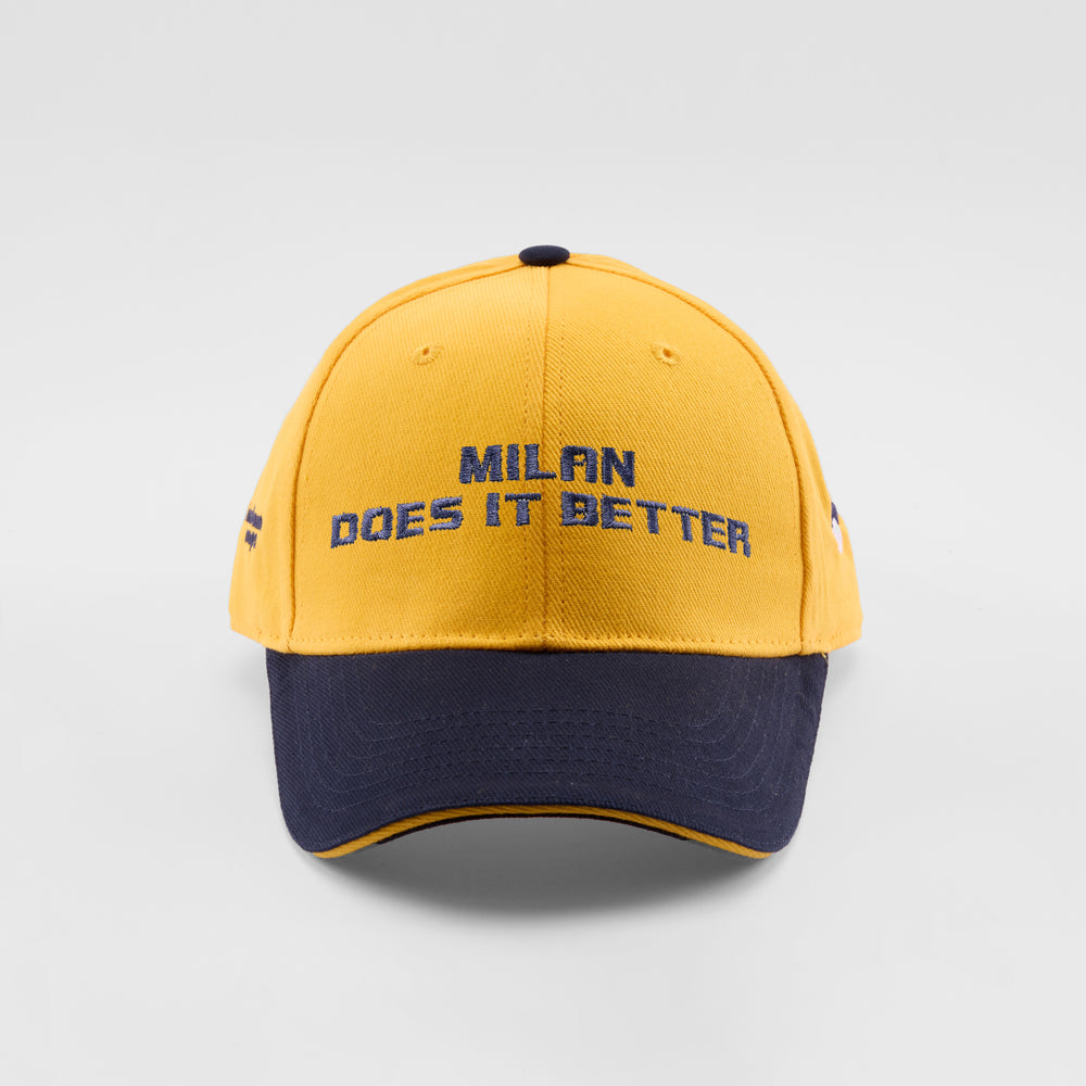 Cappellino bicolore in caldo cotone "Milan does it better"
