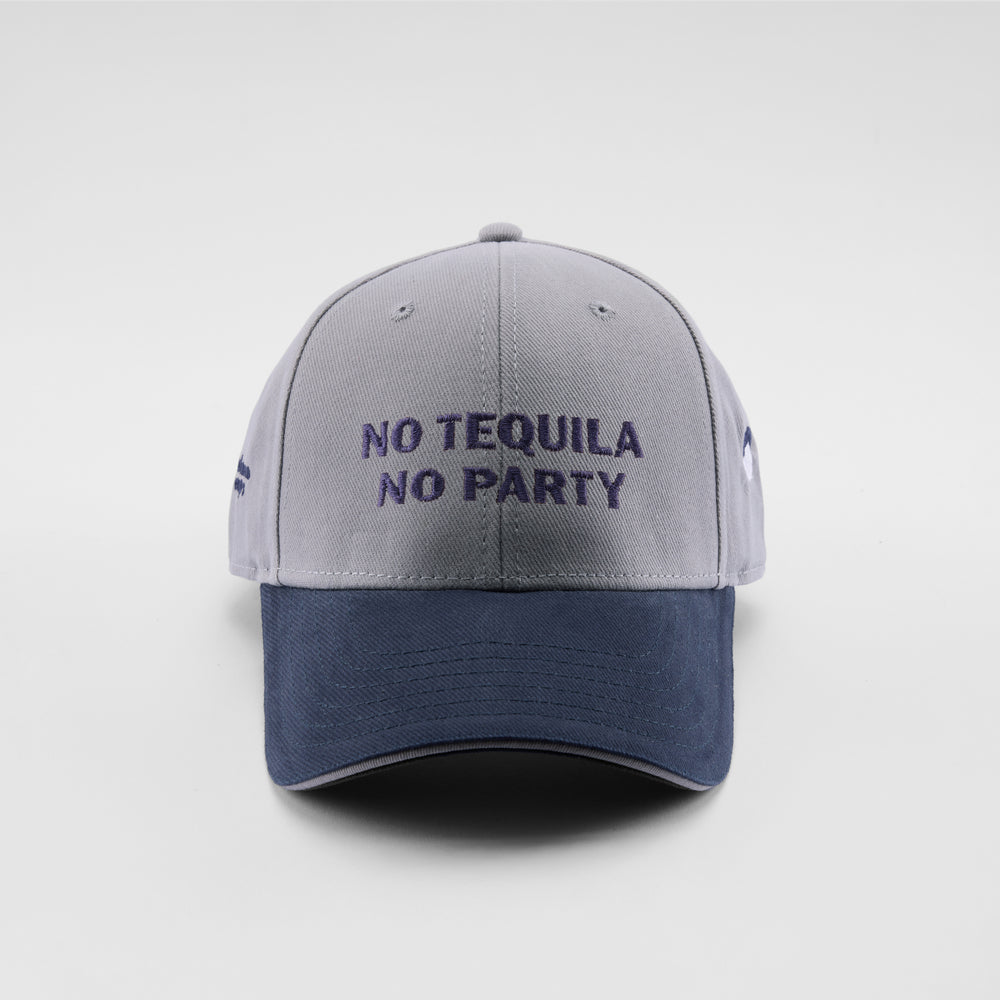 Cappellino bicolore in caldo cotone "No Tequila no Party"