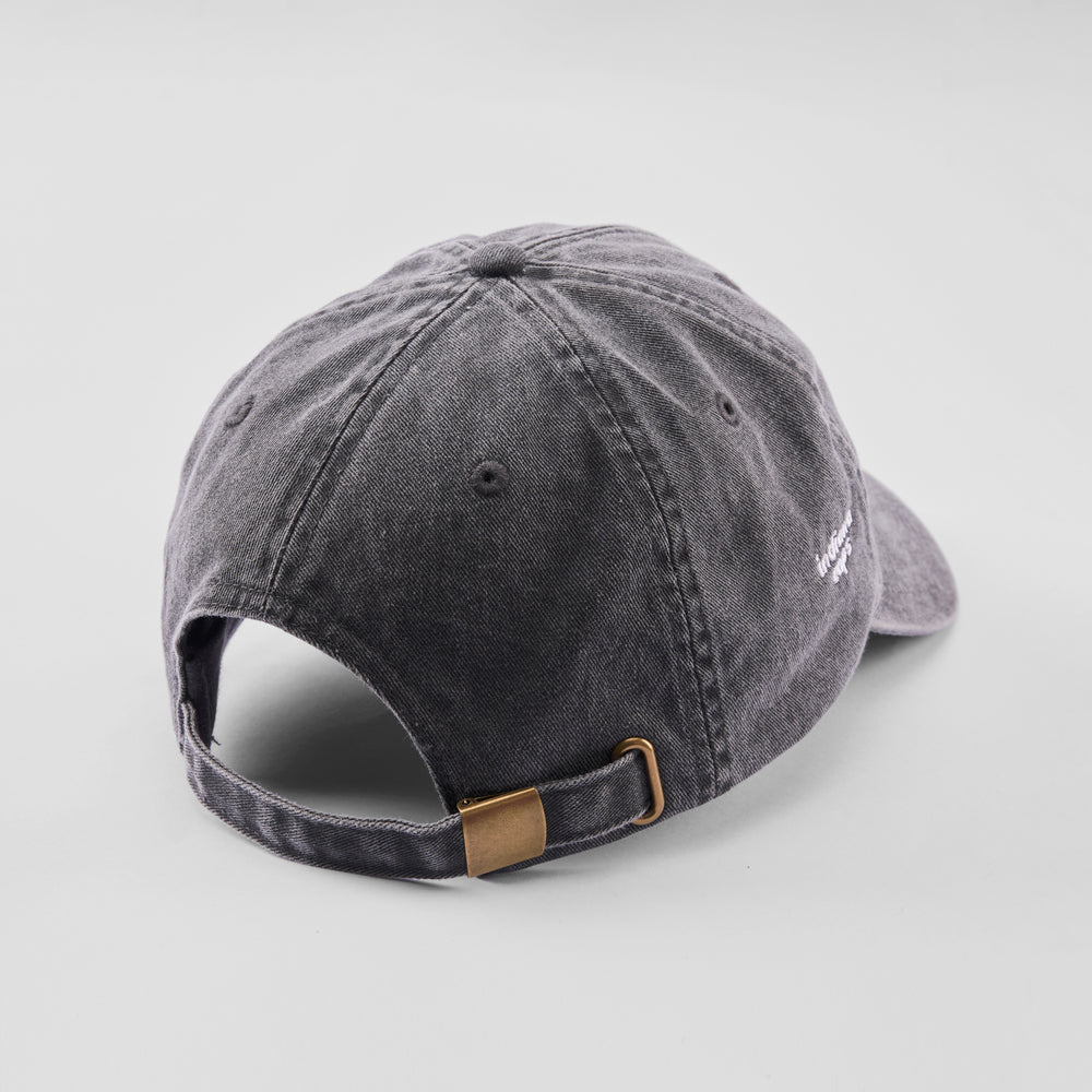 Cappellino vintage in cotone "Not a morning person"