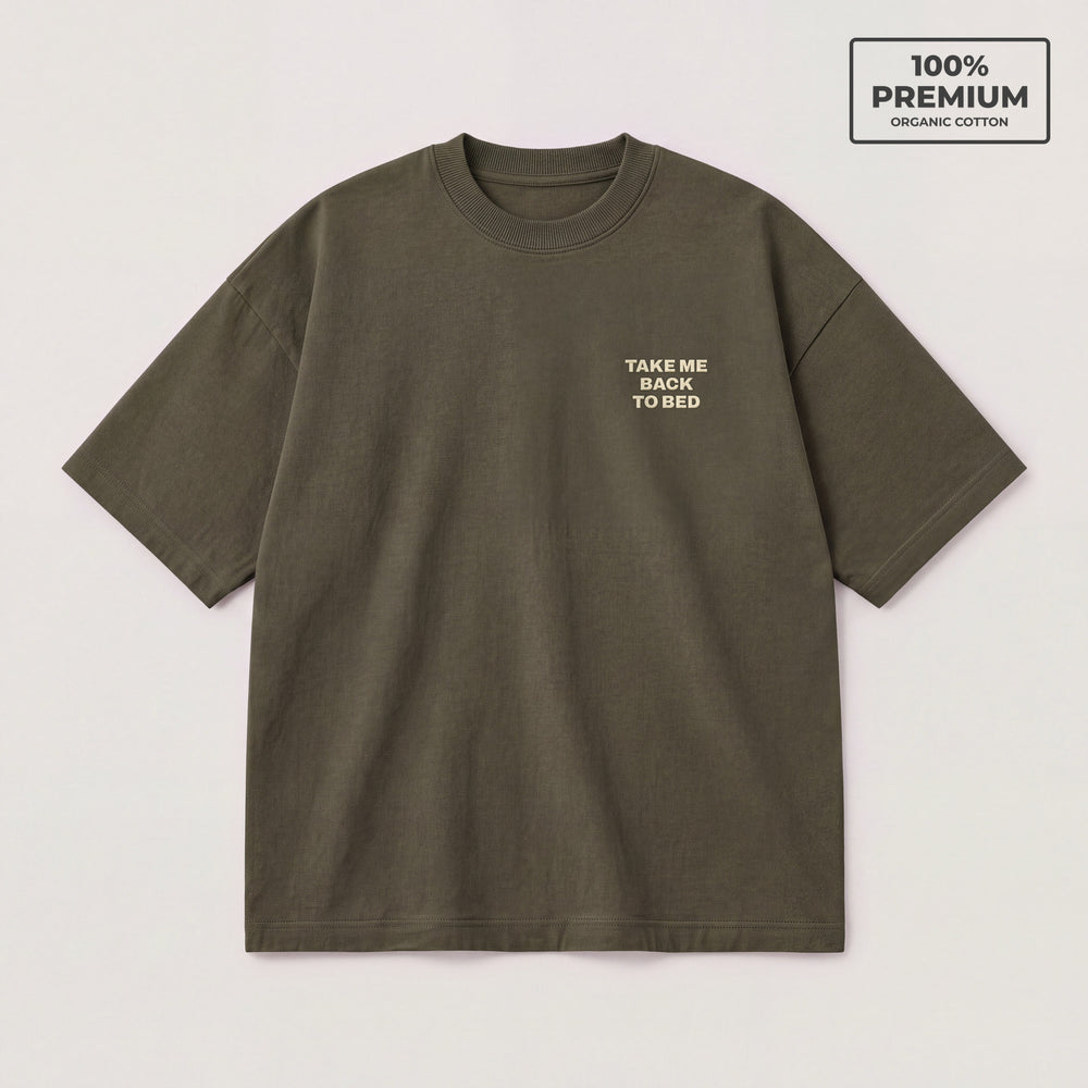 T-shirt Take me back to bed Verde - flat lay fronte