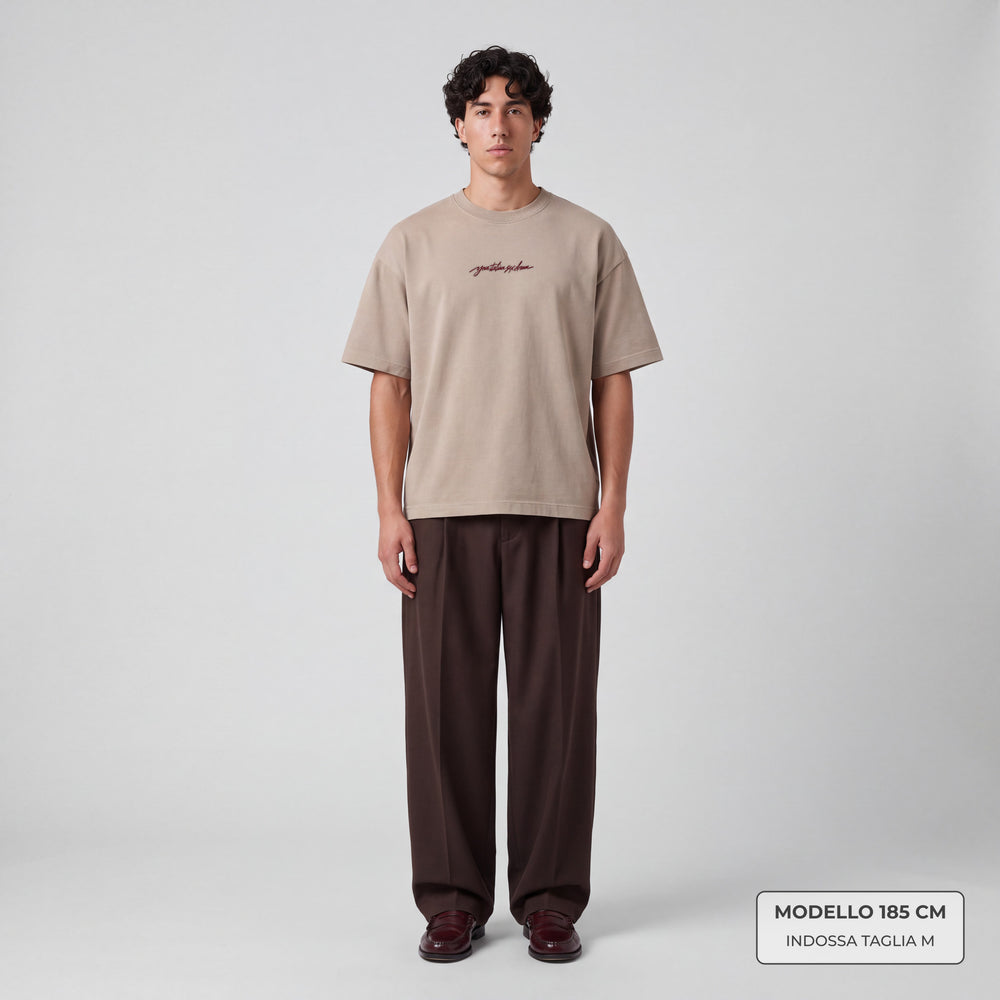 T-shirt your italian sex dream Beige - indossata modello