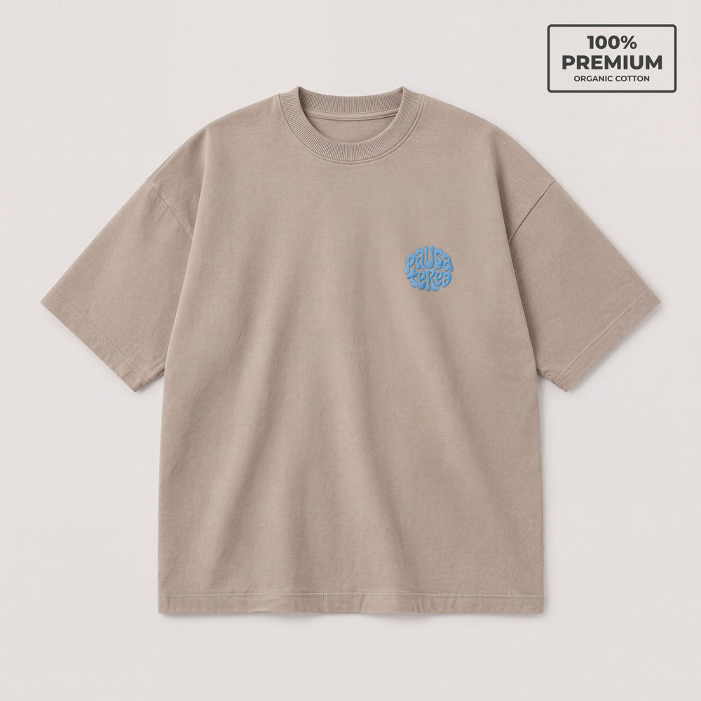T-Shirt Oversize Pausa Terea Beige - flat lay fronte