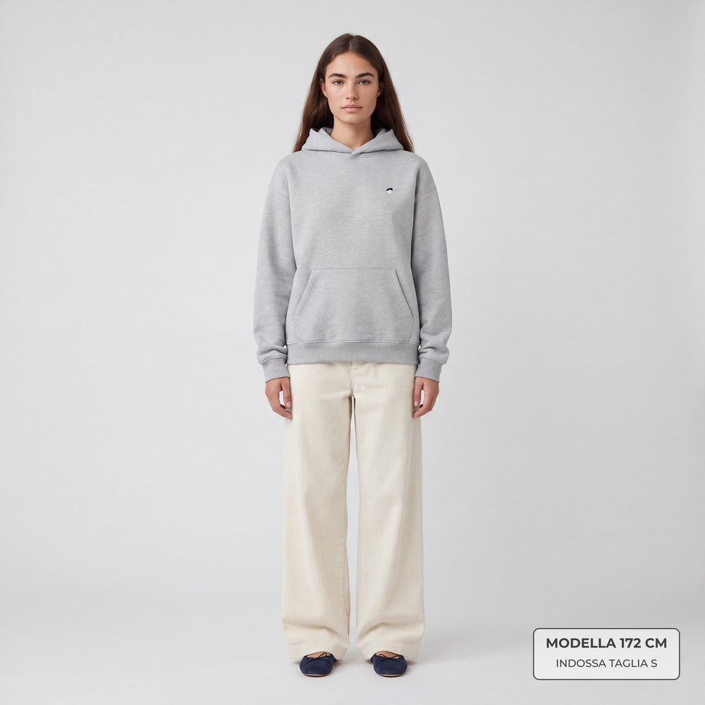 Felpa con cappuccio Essentials Grigio - modella