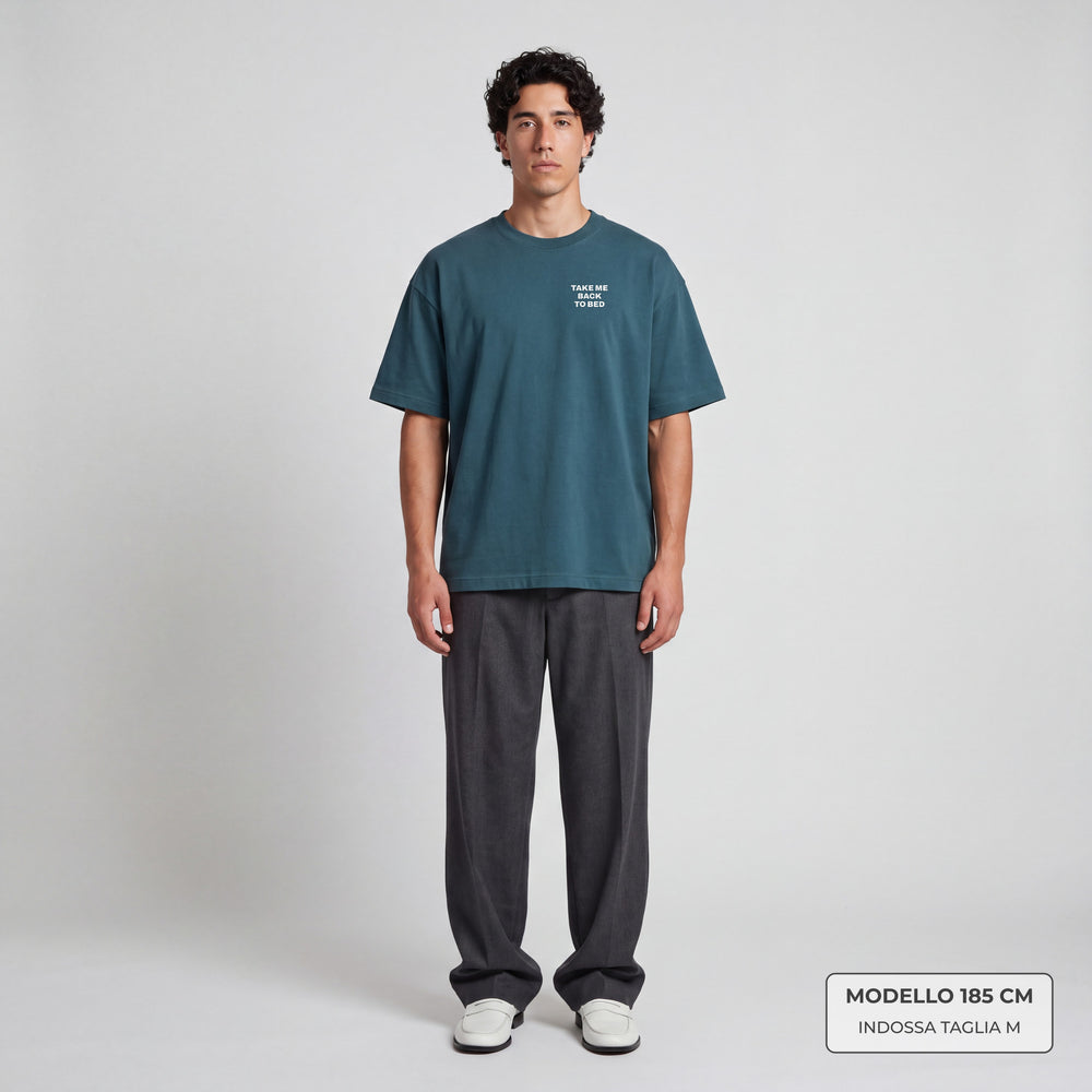 T-shirt Take me back to bed Petrolio - indossata modello