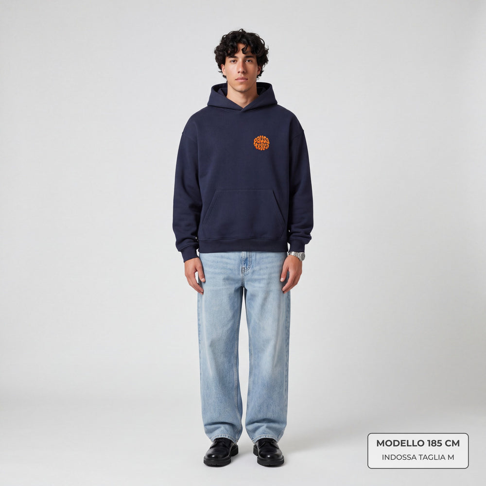 Hoodie Pausa Terea Blu - indossata modello