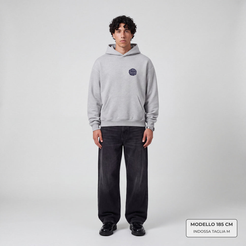 Hoodie Pausa Terea Grigio - indossata modello