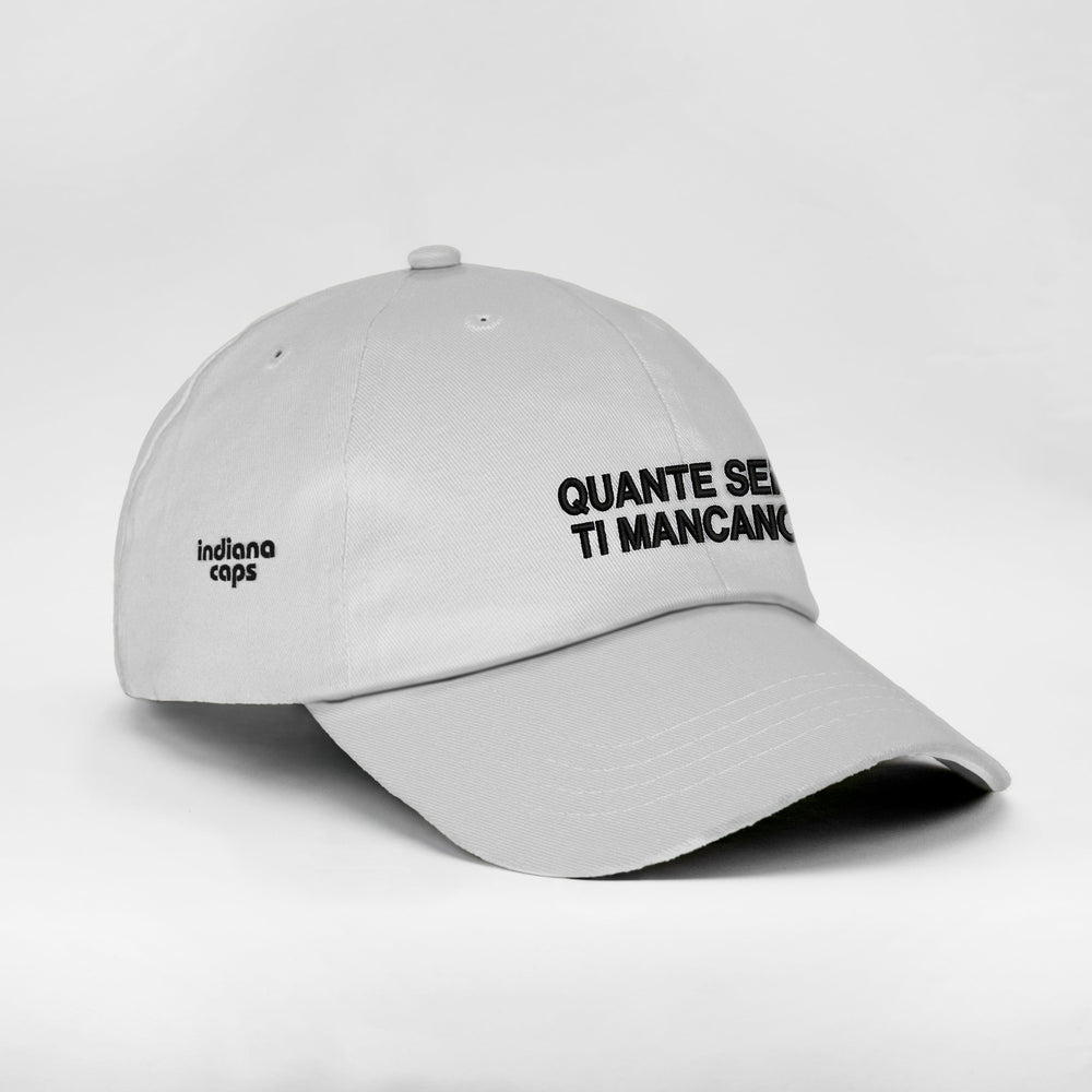 Cappellino Quante serie ti mancano? bianco, tre quarti destra