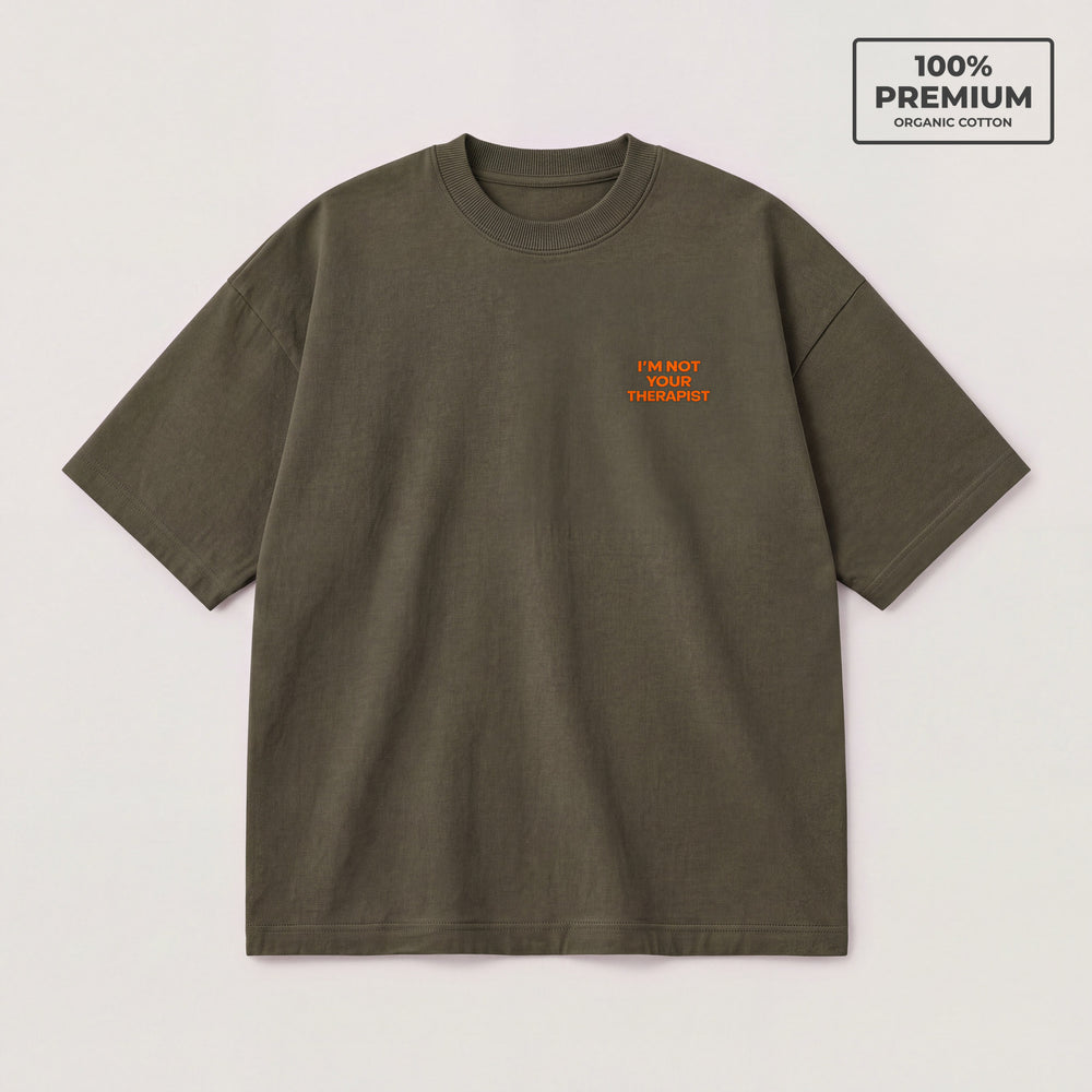 T-Shirt Oversize "I'm not your Therapist" verde - flatlay fronte